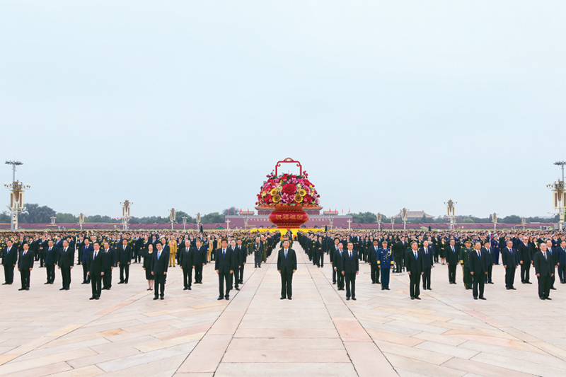 习近平：继续把党史总结学习教育宣传引向深入 更好把握和运用党的百年奋斗历史经验